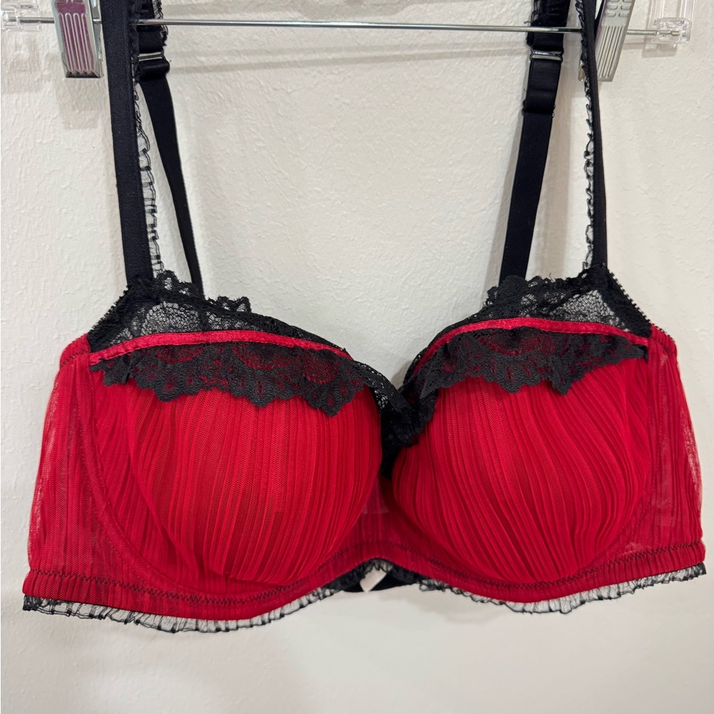 Cacique 44DD Red & Black Lace Underwire Balconette Bra Plus Size